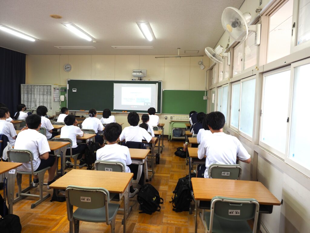 亀崎中学校にて「お掃除の講話」を行いました！